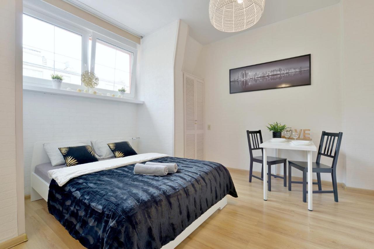 Sonya Apartamento Wrocław Exterior foto