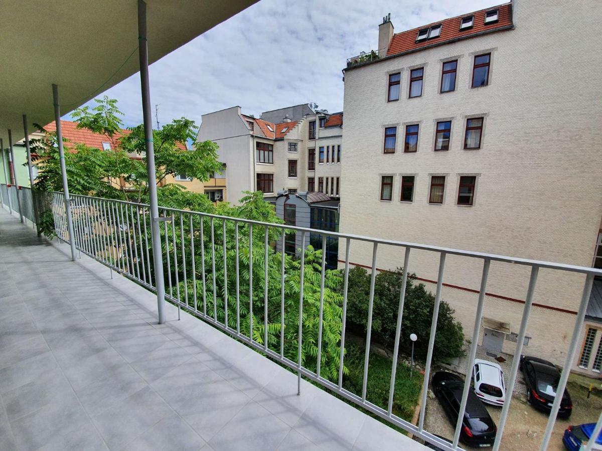 Sonya Apartamento Wrocław Exterior foto